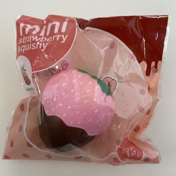 Rare Puni Maru Mini Classic Strawberry (Real) - Picture 1 of 2